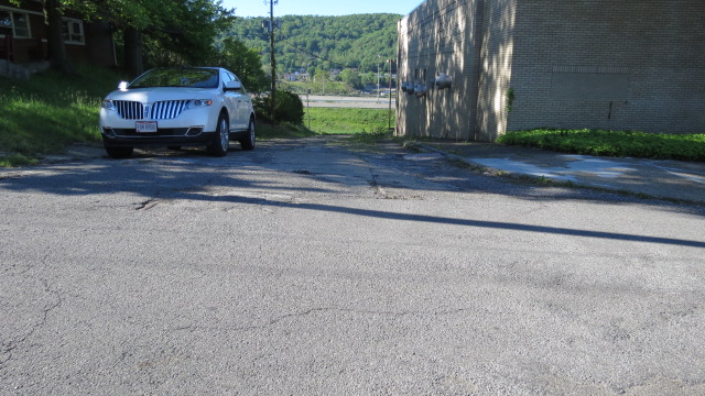 images12/4th street/405.JPG